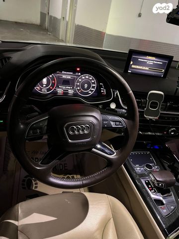 אאודי Q7