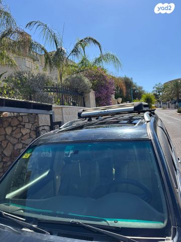 טויוטה לנד קרוזר