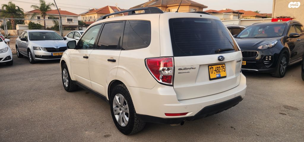 סובארו פורסטר