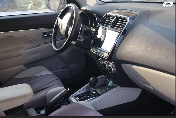 מיצובישי ASX