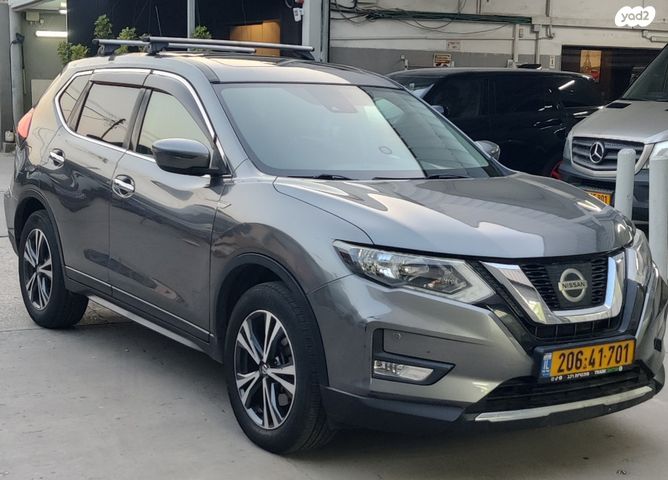 ניסאן אקס טרייל