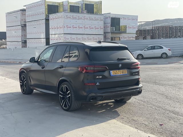 ב מ וו X5