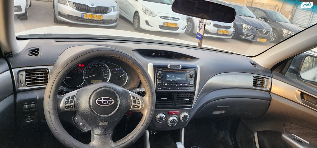 סובארו פורסטר