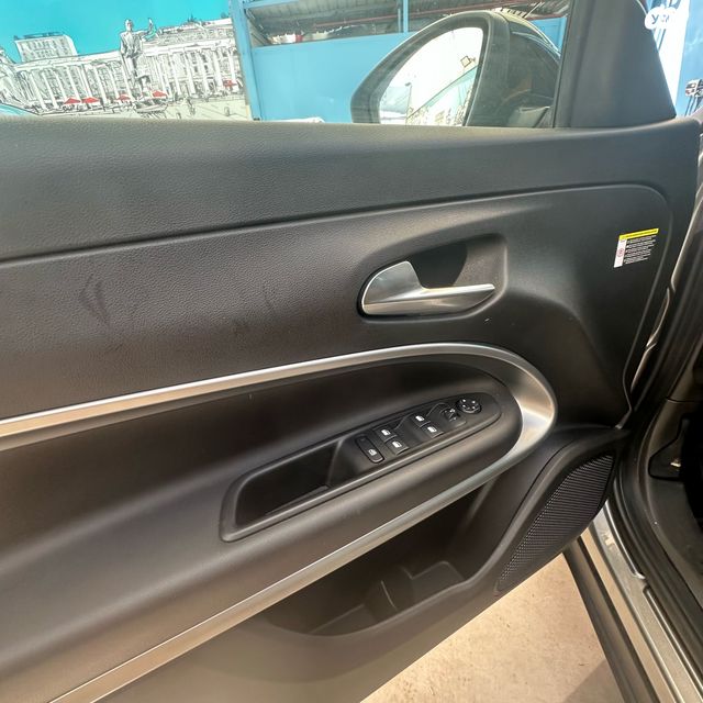 מודעת רכב ג'יפ אוונגר 1