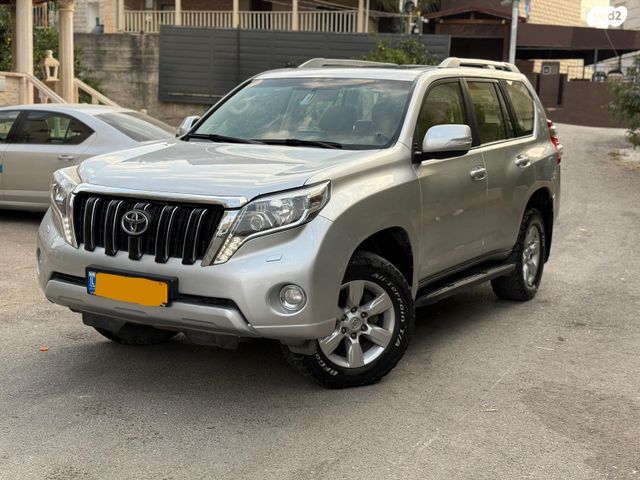 מודעת רכב טויוטה לנד קרוזר