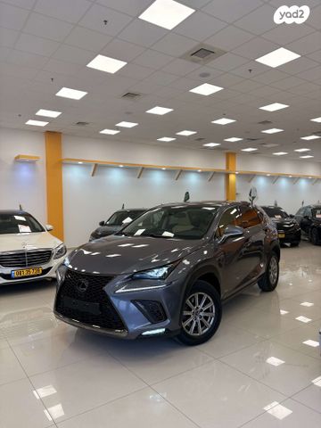 מודעת רכב לקסוס NX