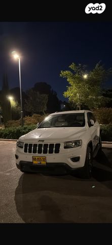 מודעת רכב ג'יפ גרנד צ'ירוקי