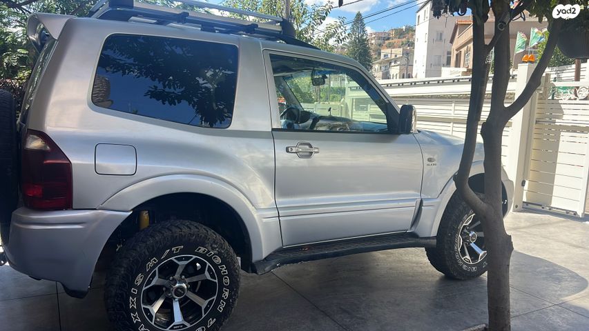 מיצובישי פג'רו