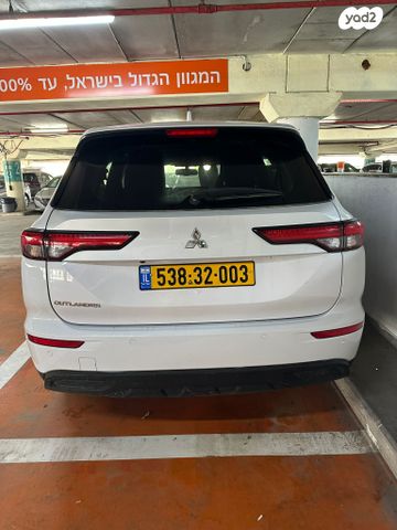 מיצובישי אאוטלנדר