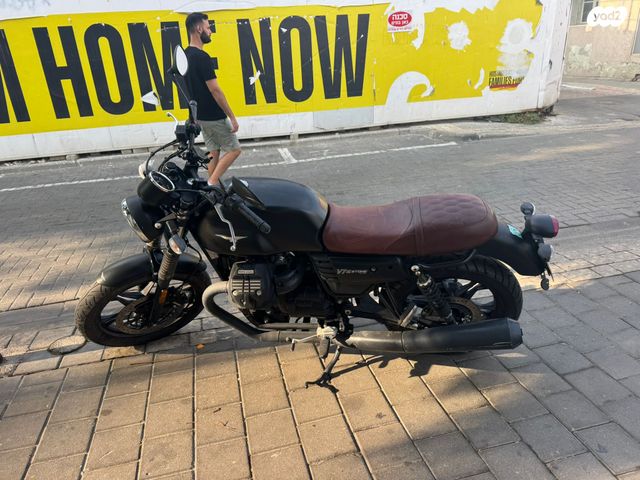 מוטוגוצי V7 Stone ABS