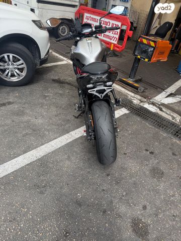 קאוואסאקי Z650