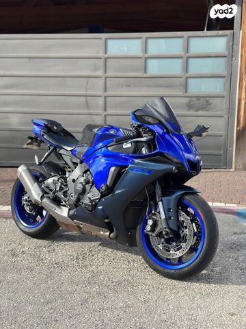 מודעת רכב ימאהה YZF-R1