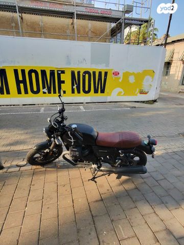 מוטוגוצי V7 Stone ABS