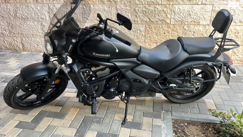 קאוואסאקי EN650