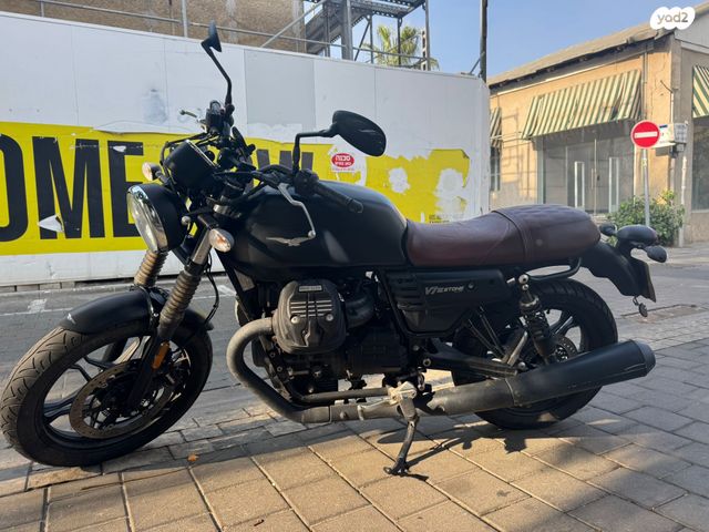 מודעת רכב מוטוגוצי V7 Stone ABS