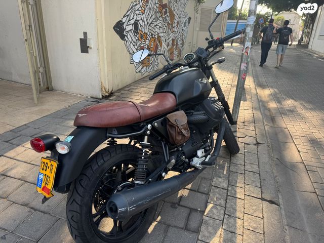 מוטוגוצי V7 Stone ABS