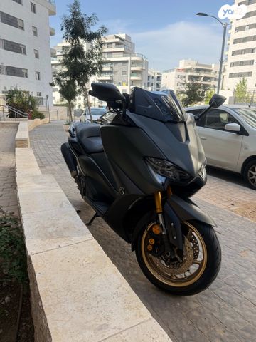 ימאהה Tmax 560 Tech