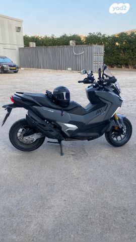 סאן יאנג ADX400