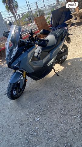 סאן יאנג ADX400