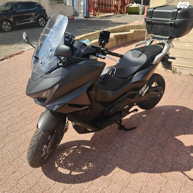 מודעת רכב הונדה פורזה 750