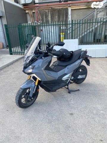 סאן יאנג ADX400