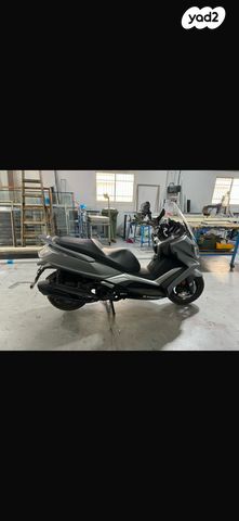 מודעת רכב קימקו דאון-טאון 350