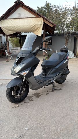 מודעת רכב סאן יאנג ג'וי רייד 125