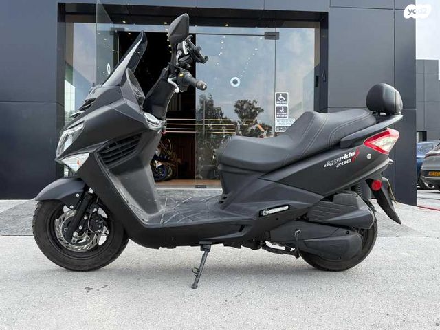 סאן יאנג ג'וי רייד 200