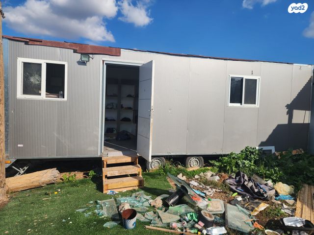 מודעת רכב נגרר (קראוון נגרר)