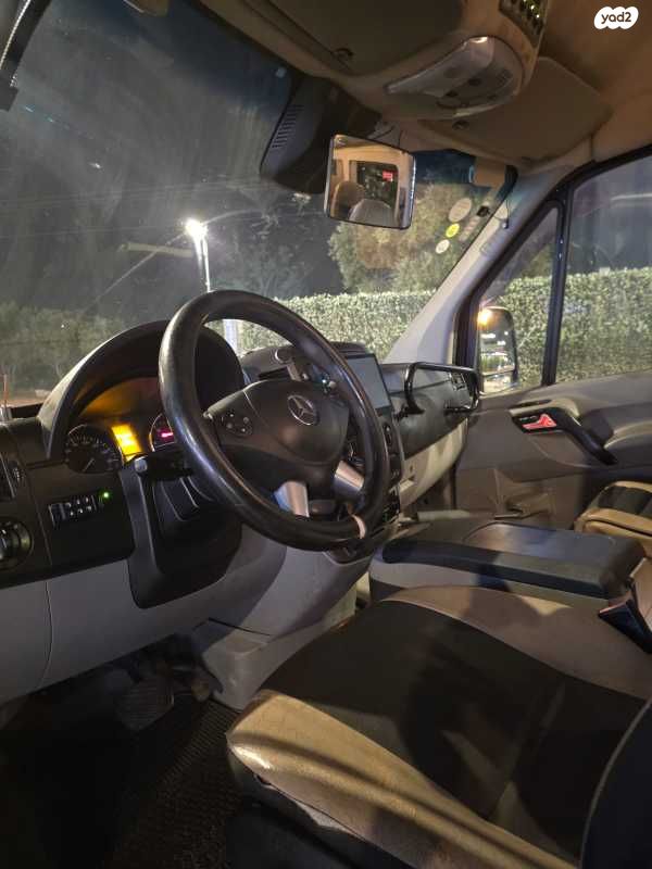 מיניבוסים ורכבי הסעות