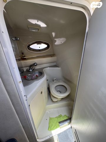 יאכטות - סירות מנוע