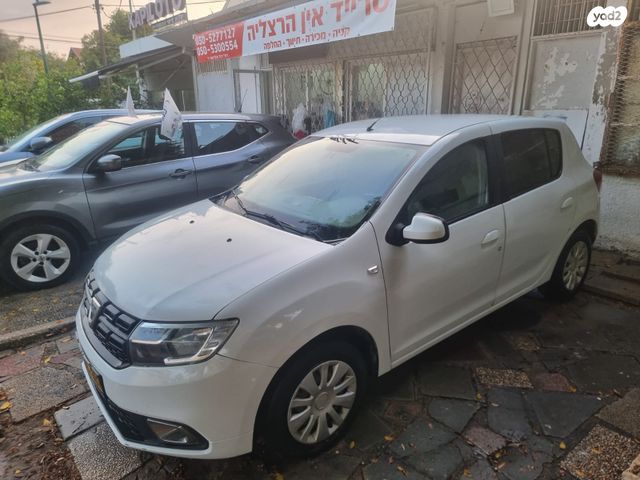 דאצ'יה סנדרו