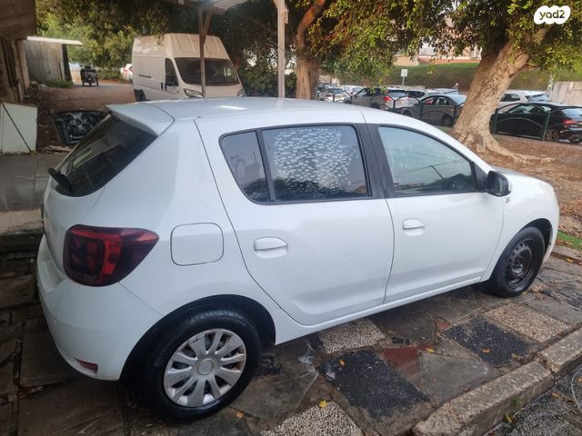 דאצ'יה סנדרו