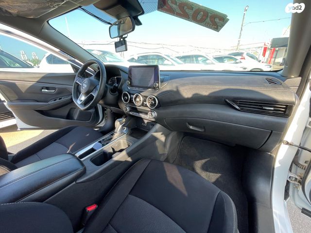 ניסאן סנטרה