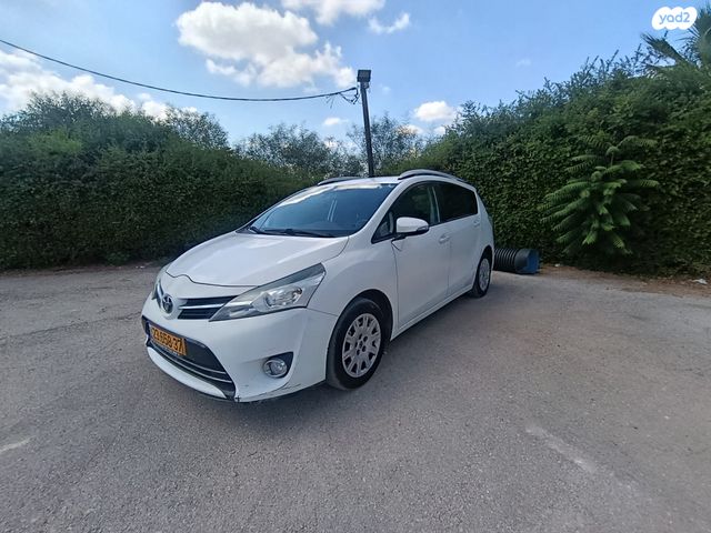 מודעת רכב טויוטה ורסו