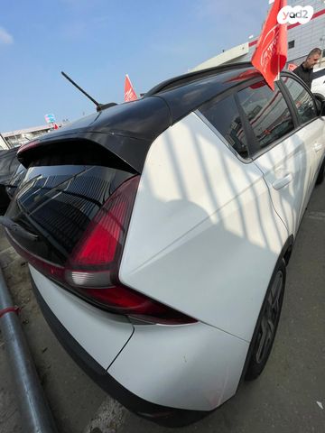 יונדאי באיון