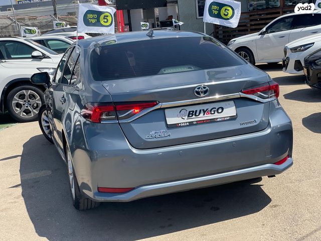 טויוטה קורולה