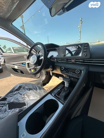 יונדאי אלנטרה