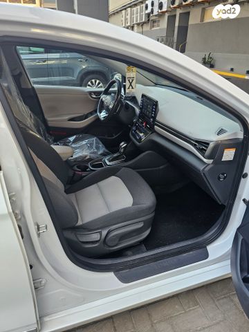 יונדאי איוניק