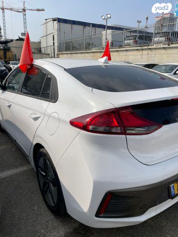 יונדאי איוניק