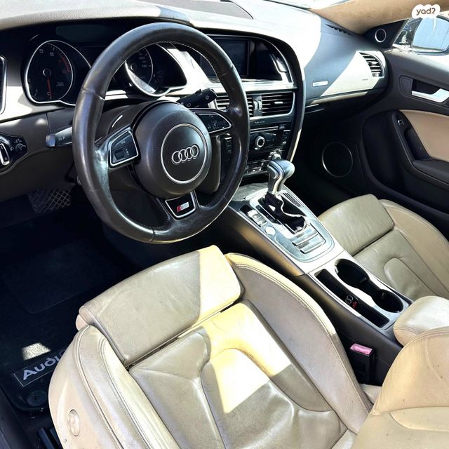 אאודי A5