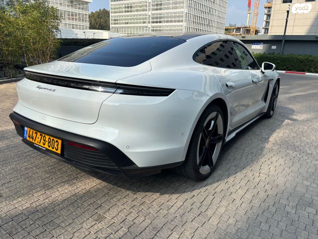 פורשה טייקן