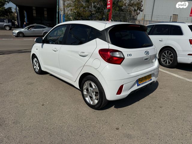 יונדאי i10