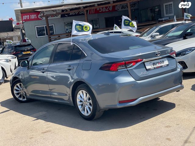 טויוטה קורולה