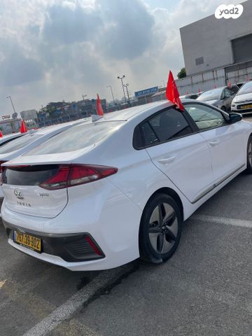 יונדאי איוניק