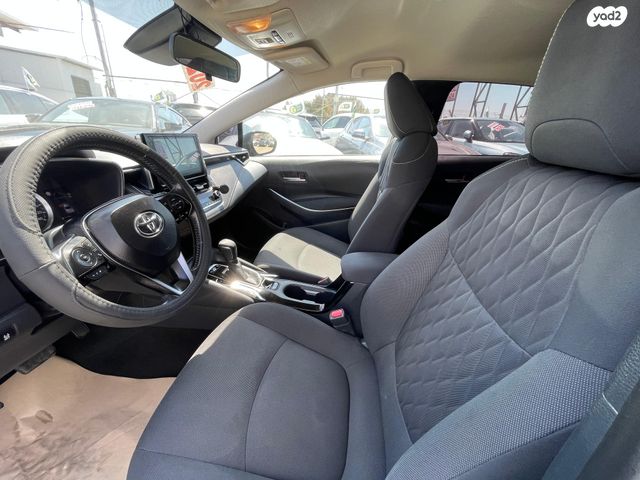 טויוטה קורולה