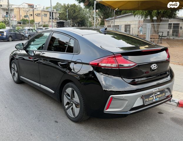 יונדאי איוניק