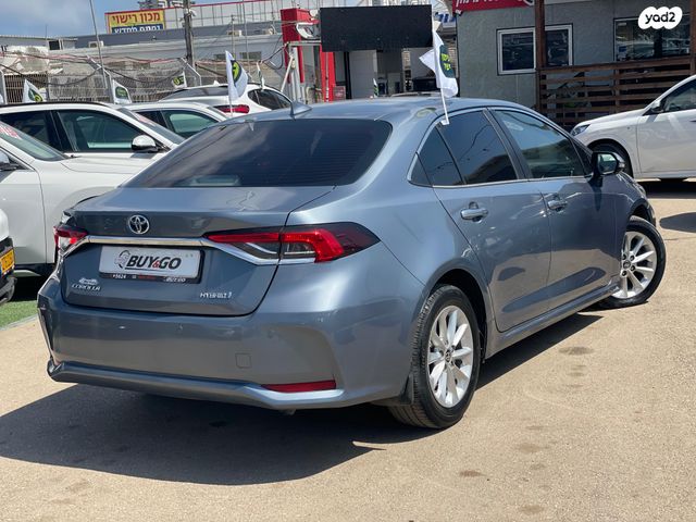 טויוטה קורולה