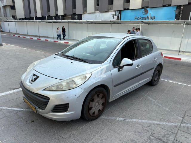 מודעת רכב פיג'ו 207