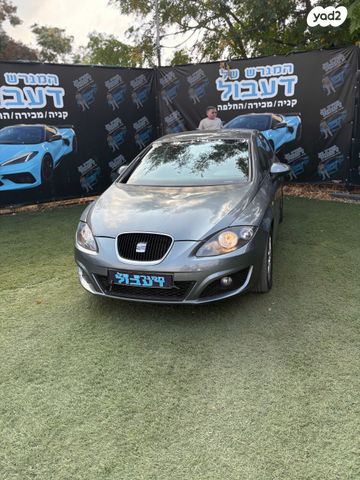 מודעת רכב סיאט לאון